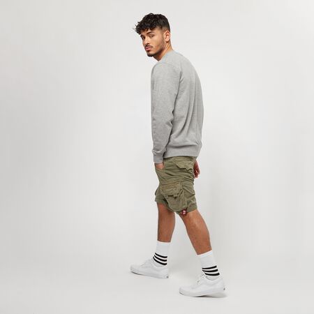 Alpha Industries Crew light olive Cargo Shorts online at SNIPES